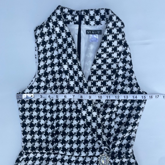 Wrap Romper Size 4 - Picture 3 of 9